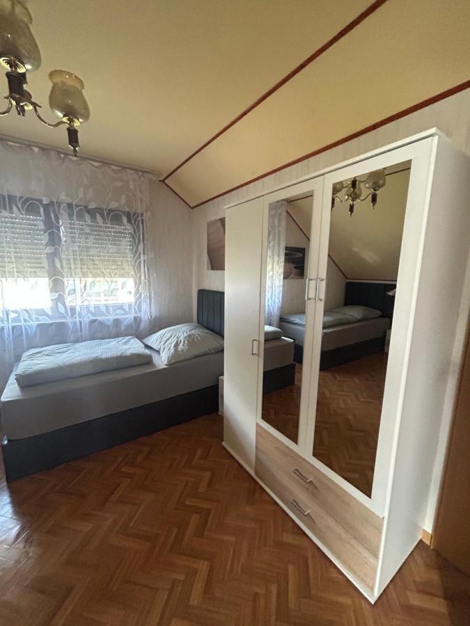 Erbach Ferienwohnung Erbach an der Danau Buitenkant foto